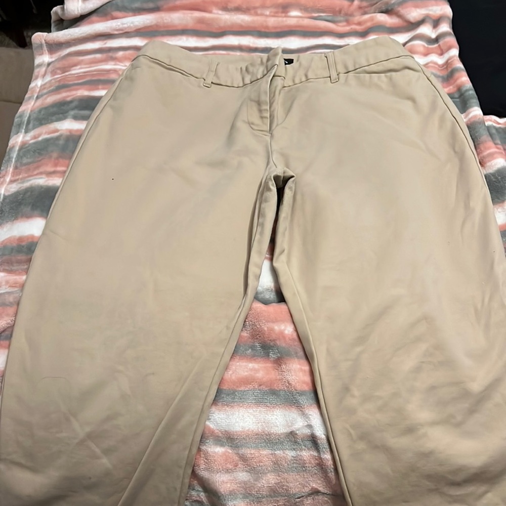 Liz Claiborne career kacki ankle pants
